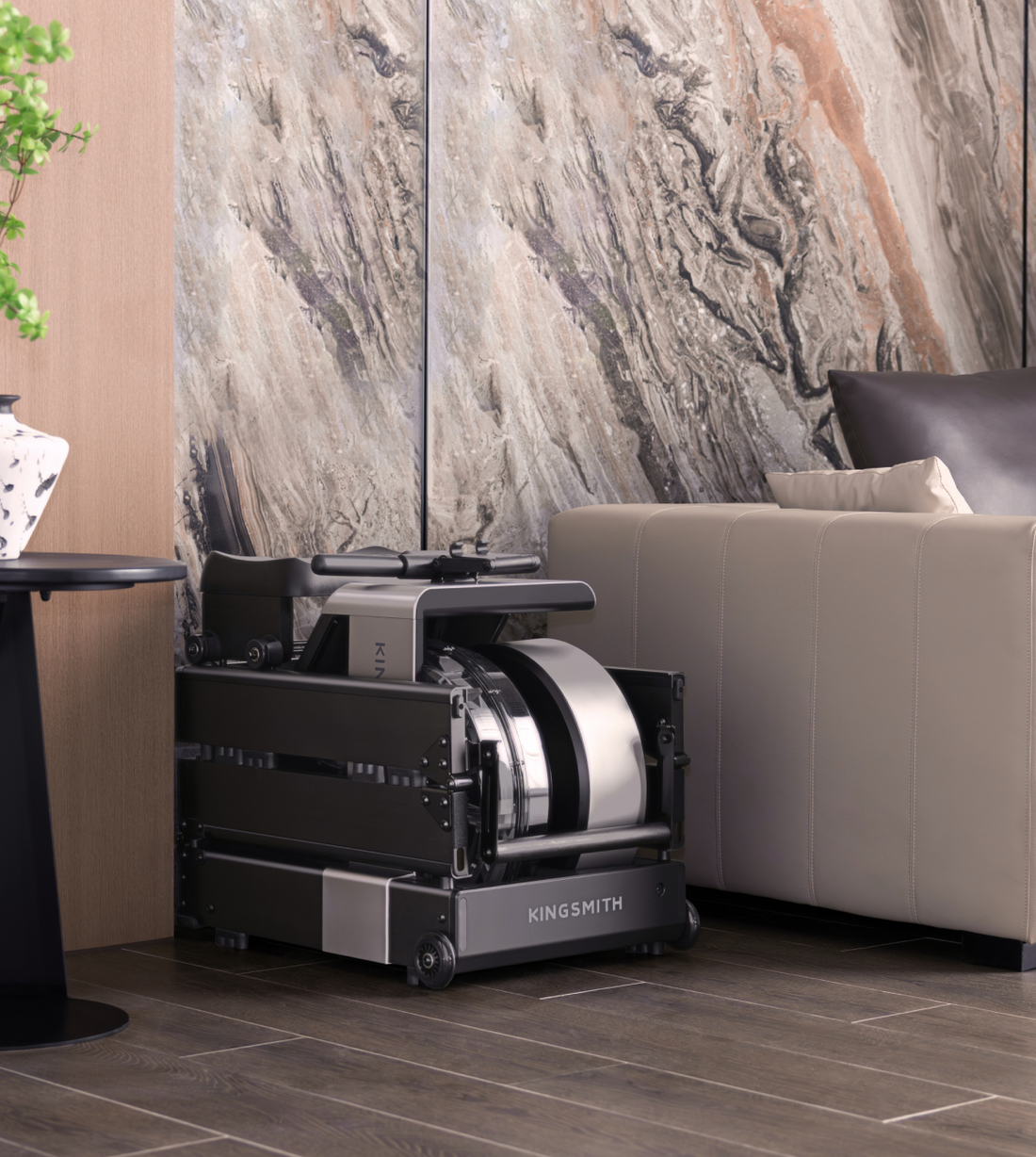 COMPACT TRIFOLD™ STORAGE